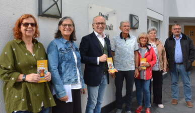 Schmiedetechnik Plettenberg spendet 2000 Euro für Projekt „Guter Schulstart“