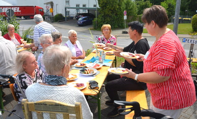 Sommercaf&eacute; Lebensfreude im Allerlei