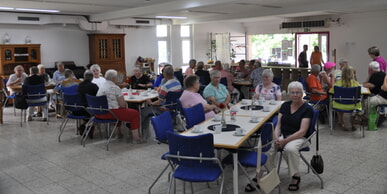 Jeden 1. Donnerstag im Monat: Fr&uuml;hst&uuml;ck, Gedankenaustausch und Kl&ouml;nen