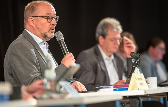 Superintendent Christof Grote sprach sich deutlich für die neue Finanzsatzung aus (Foto: Büdenbender)
